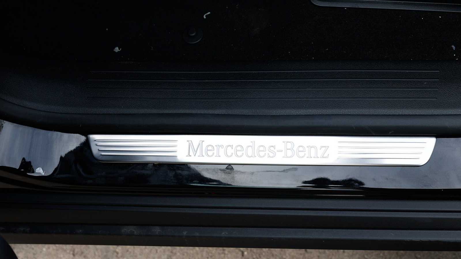 Thumbnail: 2026 Mercedes-Benz GLE - 23