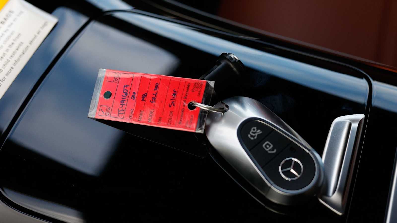 Thumbnail: 2026 Mercedes-Benz GLC - 37