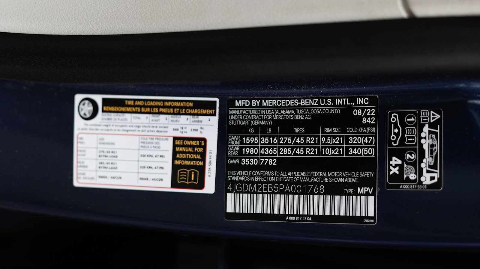 Thumbnail: 2023 Mercedes-Benz EQS - 41