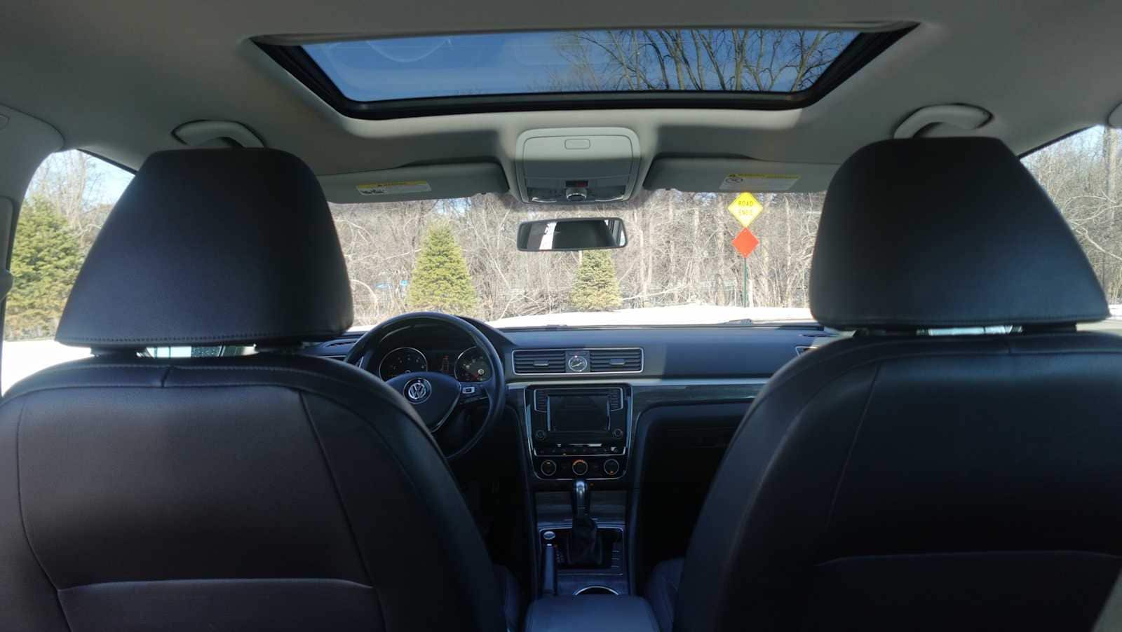 Thumbnail: 2017 Volkswagen Passat - 31