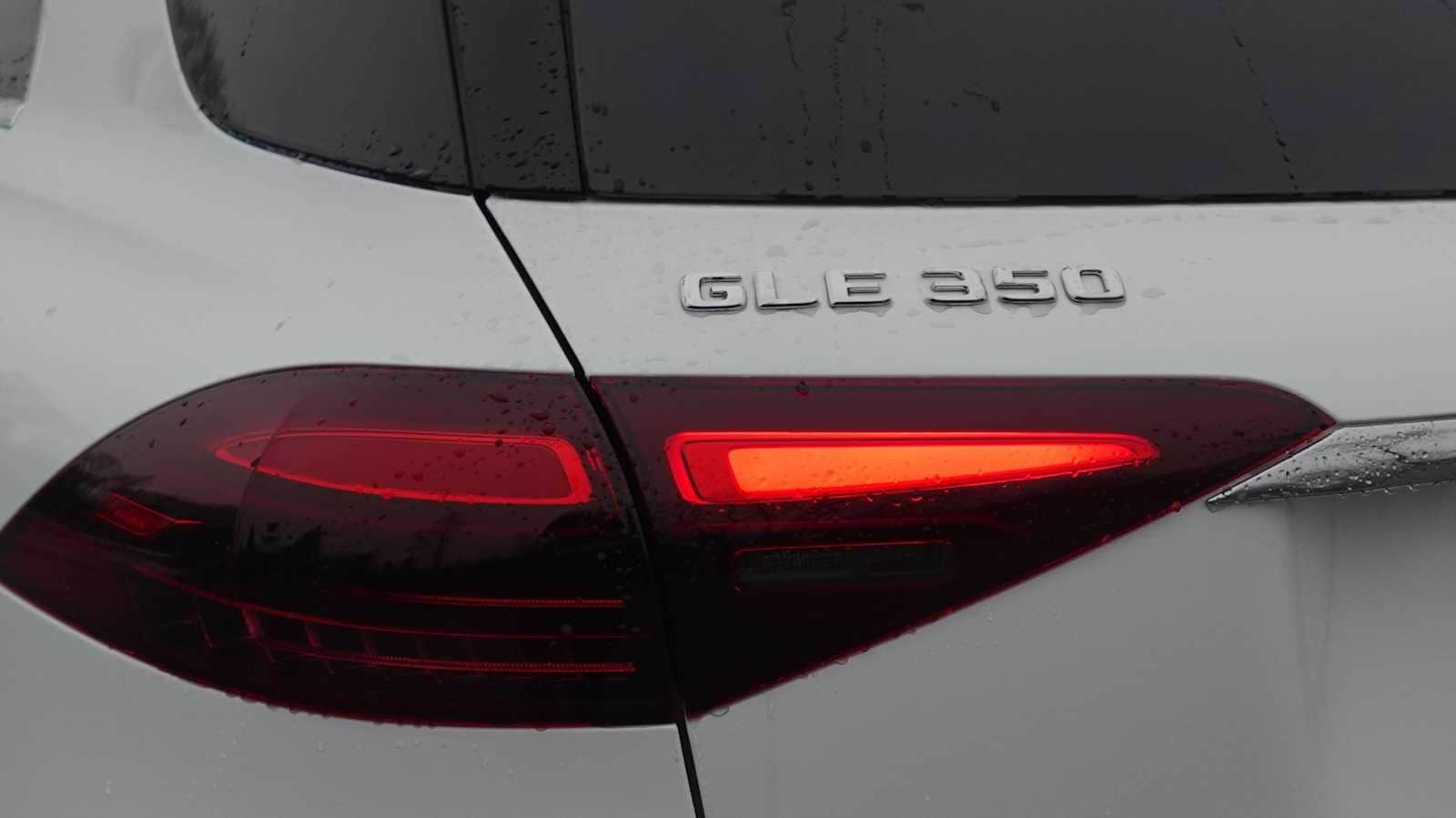 Thumbnail: 2026 Mercedes-Benz GLE - 15