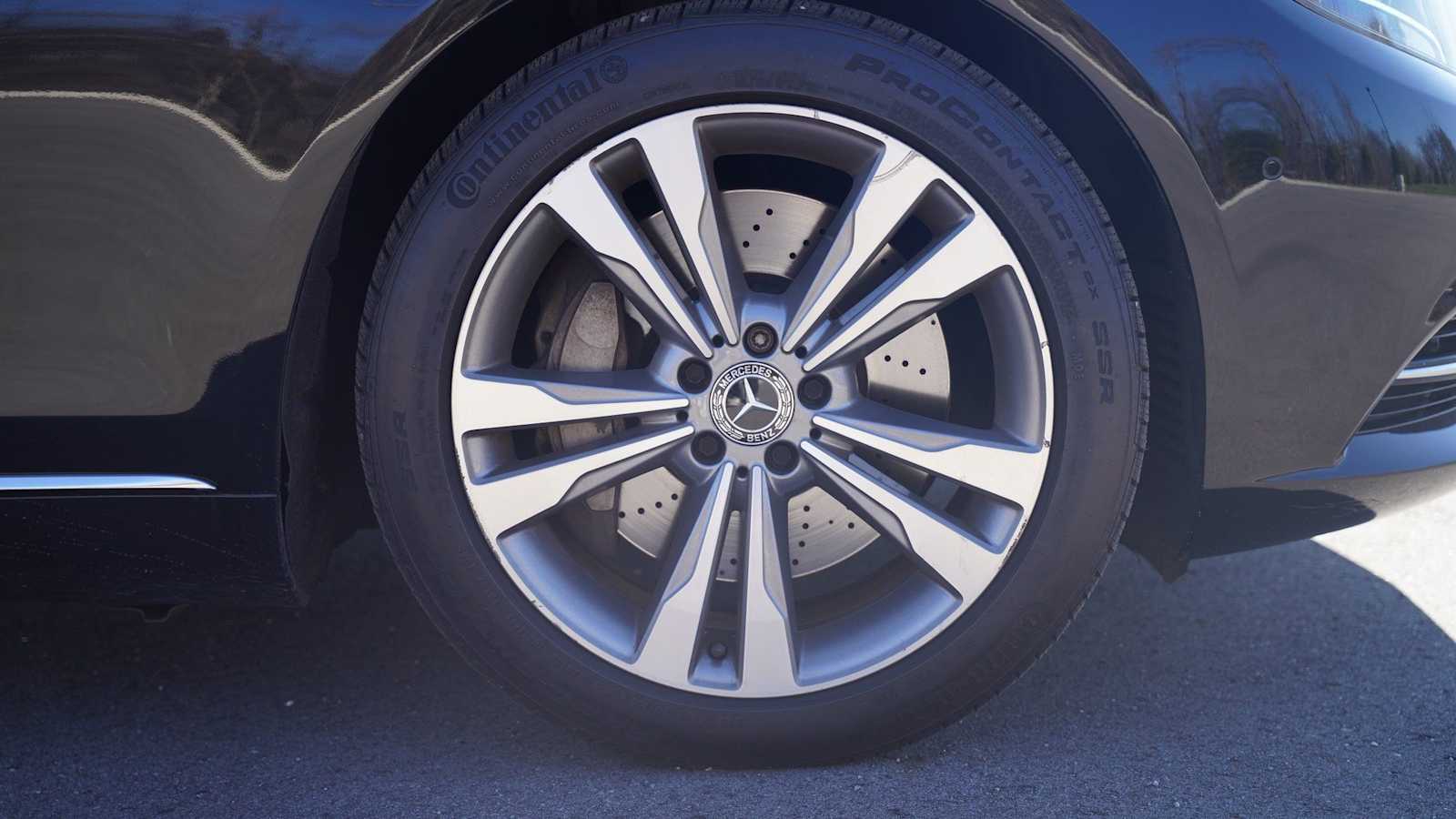 Thumbnail: 2015 Mercedes-Benz S-Class - 27