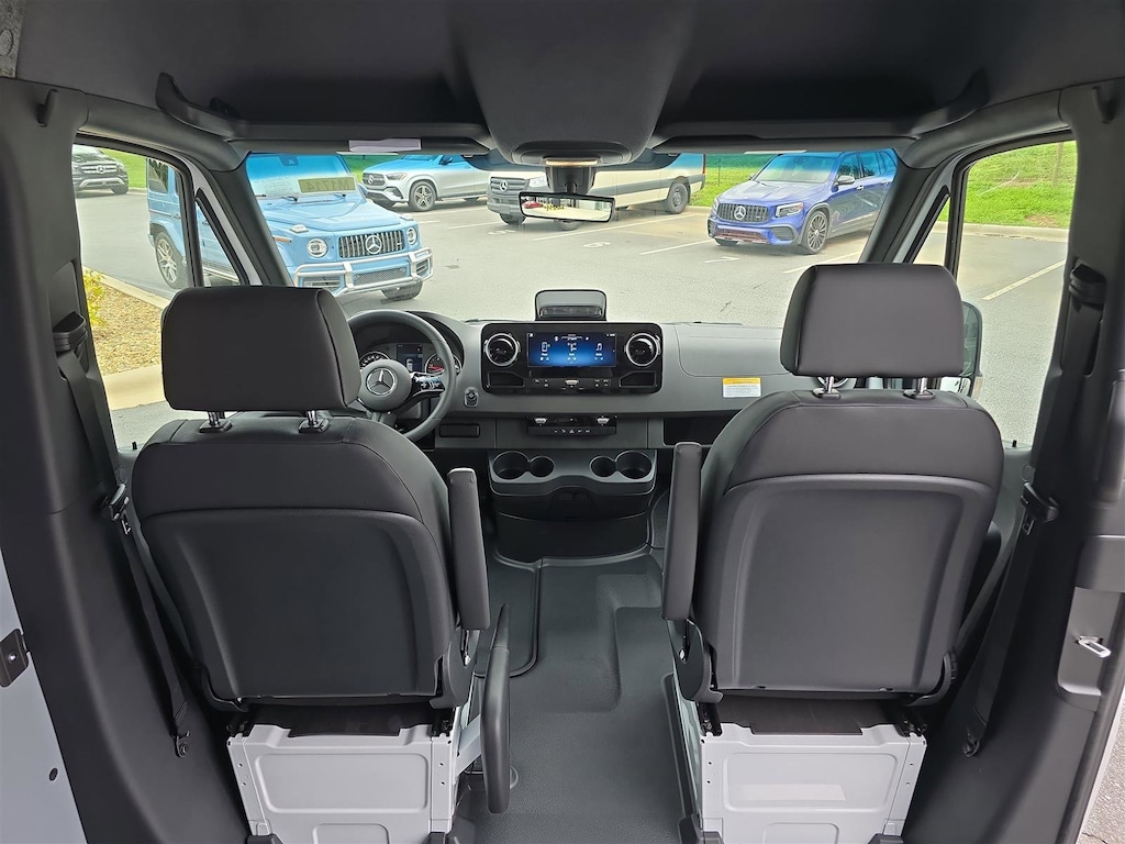 New 2025 Mercedes-Benz Sprinter 2500 Standard Roof 4-Cyl Diesel HO Van Cargo Van
