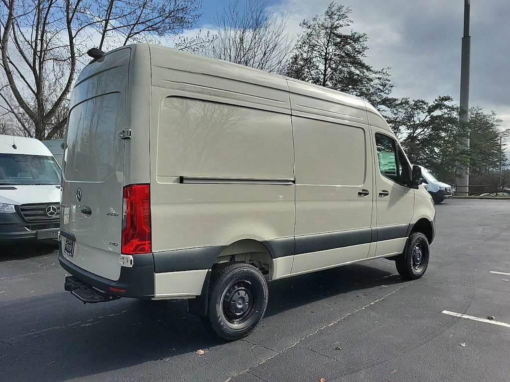 New 2025 Mercedes-Benz Sprinter 2500 Standard Roof 4-Cyl Diesel HO Van Cargo Van