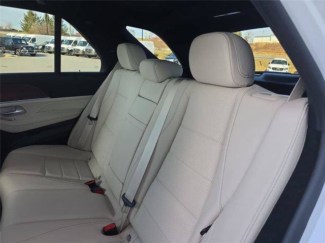 2025 Mercedes-Benz GLE GLE450 - Photo 17