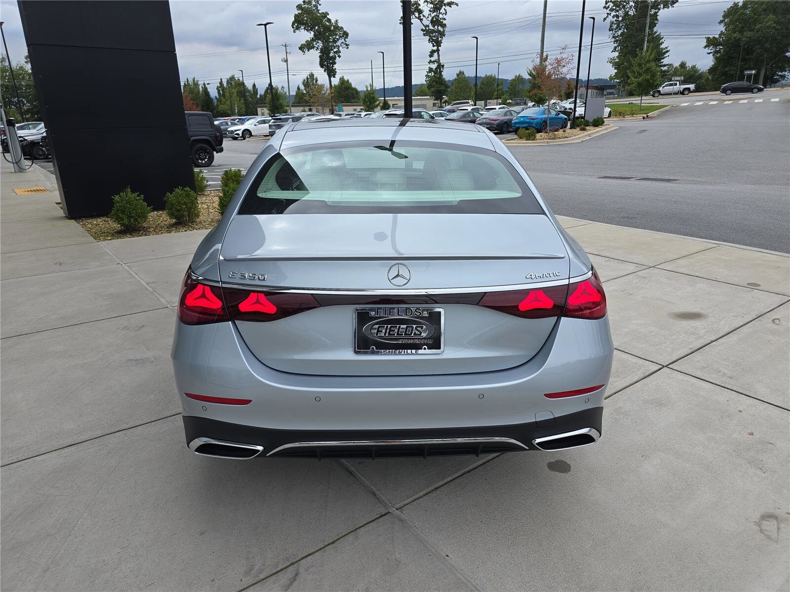2026 Mercedes Benz E 4MATIC Sedan photo 4