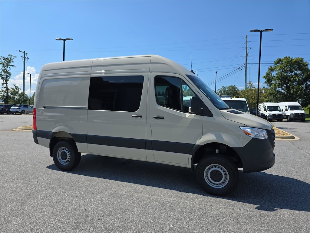 Used 2026 Mercedes-Benz Sprinter 2500 Standard Roof 4-Cyl Diesel HO 2500 Standard Roof I4 Diesel HO 144 AWD