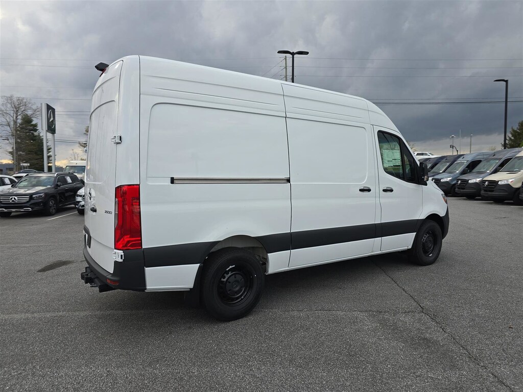 New 2025 Mercedes-Benz Sprinter 2500 Standard Roof 4-Cyl Diesel Van Cargo Van