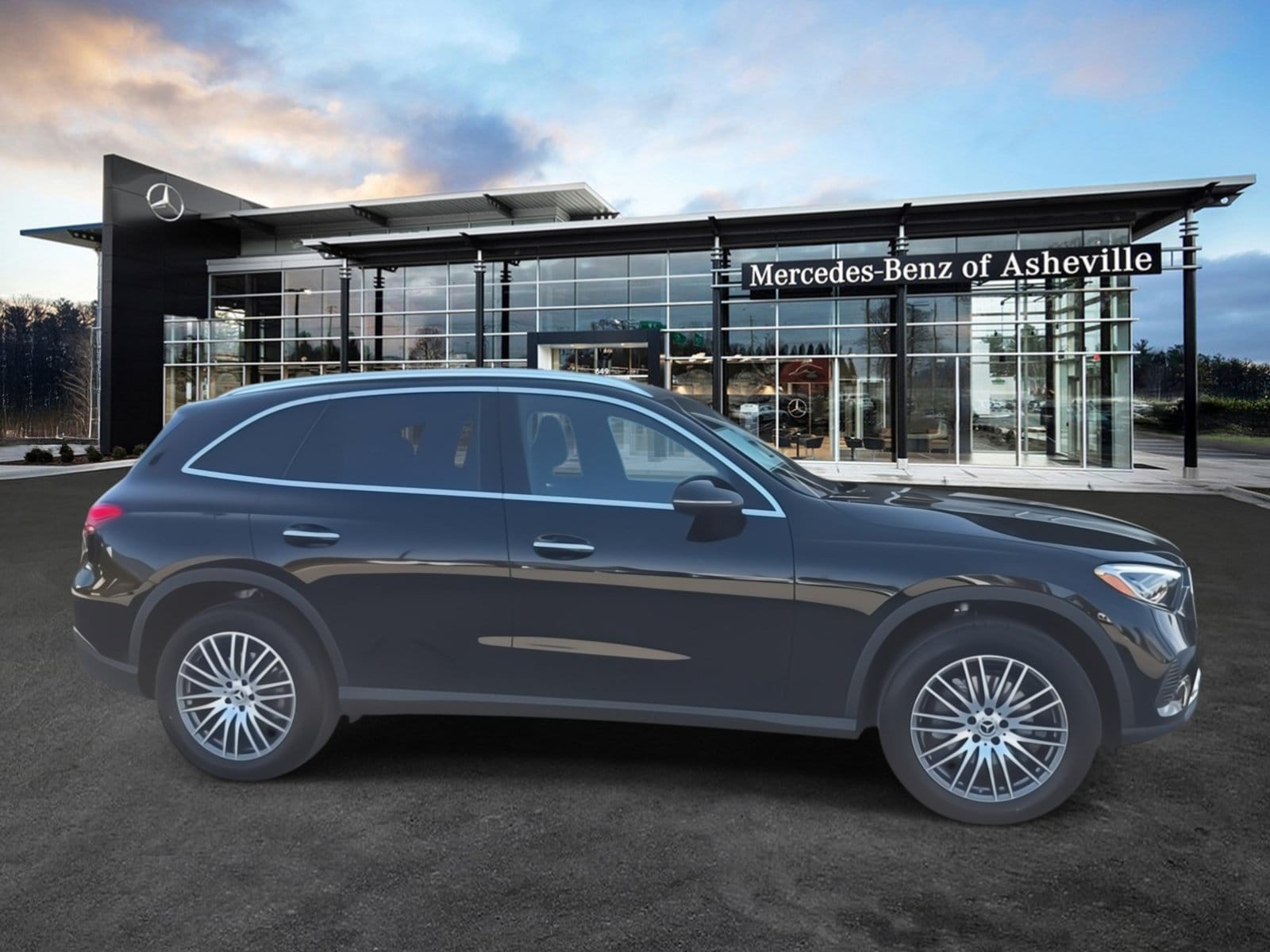 2026 Mercedes-Benz GLC