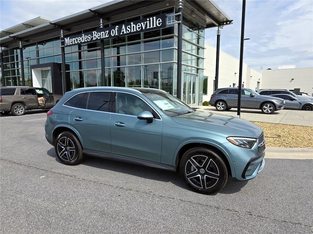 New 2026 Mercedes-Benz GLC 300 4MATIC SUV