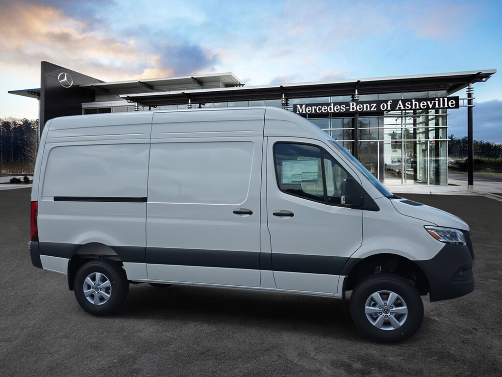 New 2025 Mercedes-Benz Sprinter 2500 Standard Roof 4-Cyl Diesel HO Van Cargo Van