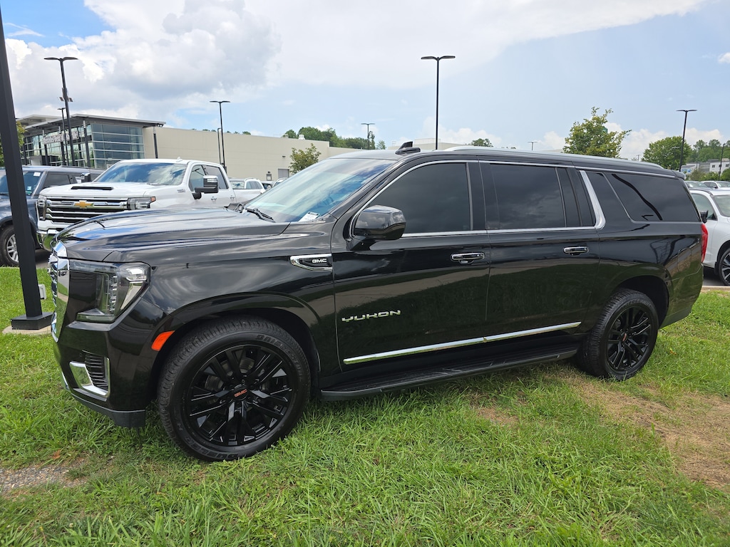 Used 2023 GMC Yukon XL SLT 4WD SLT