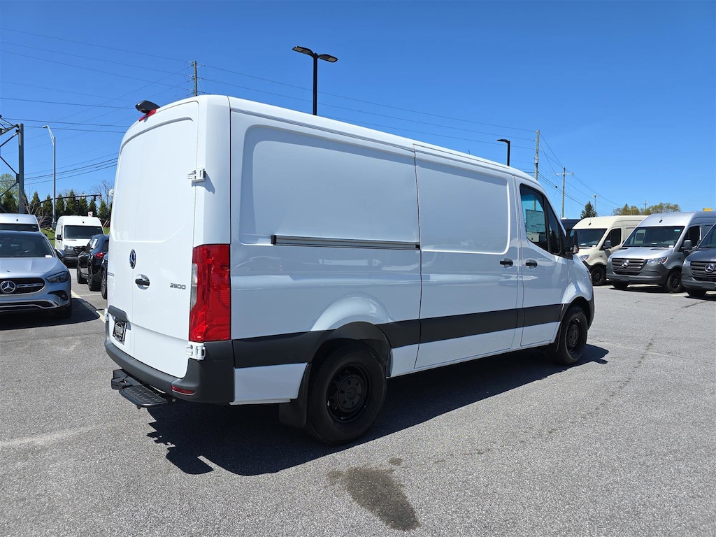 New 2025 Mercedes-Benz Sprinter 2500 Standard Roof 4-Cyl Diesel HO Van Cargo Van
