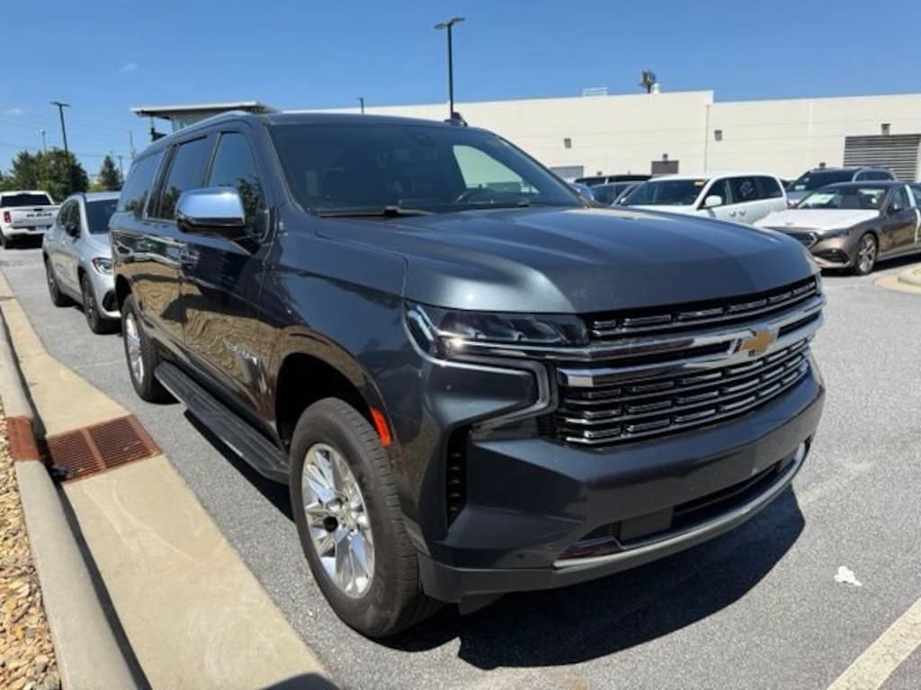 Used 2021 Chevrolet Suburban Premier 4WD Premier