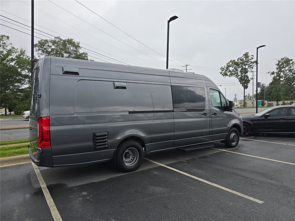 Used 2022 Mercedes-Benz Sprinter 4500 High Roof V6 4500 High Roof V6 170 Extended RWD