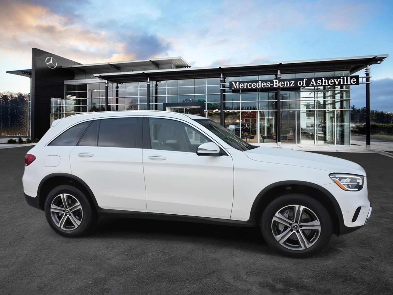 2022 Mercedes-Benz GLC GLC300