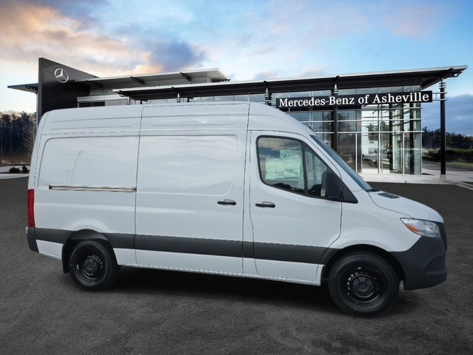 2026 Mercedes-Benz Sprinter Cargo Van Base's photo