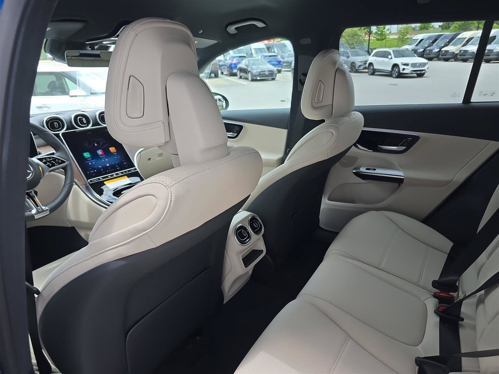 2025 Mercedes-Benz GLC Base - Photo 19