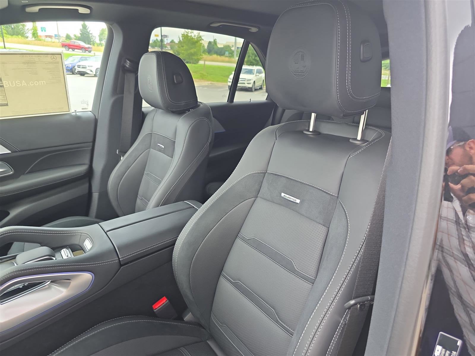 2025 Mercedes-Benz GLE AMG GLE 53 - Photo 23