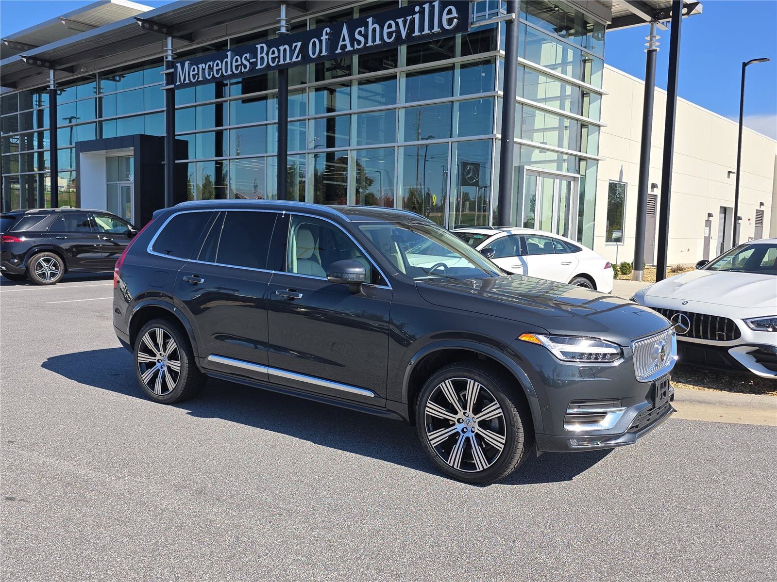 2022 Volvo XC90 Inscription