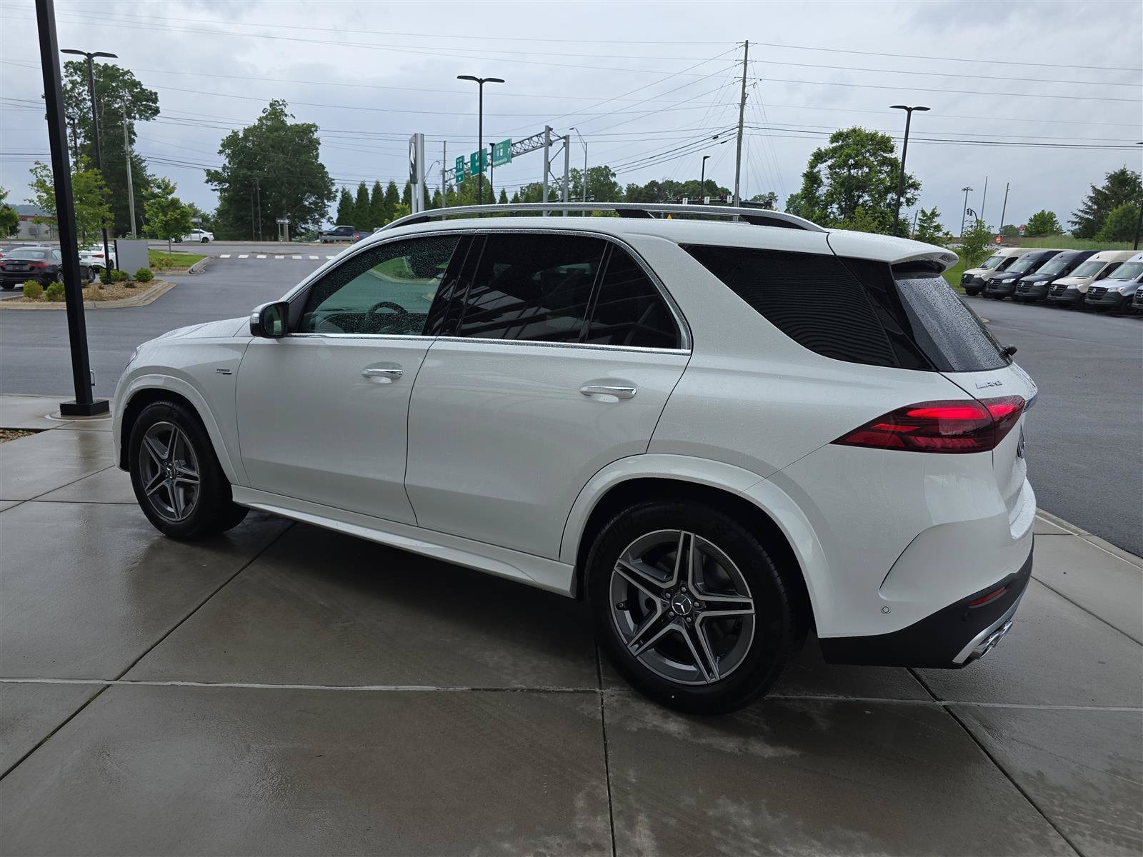 2025 Mercedes-Benz GLE AMG GLE 53 - Photo 8
