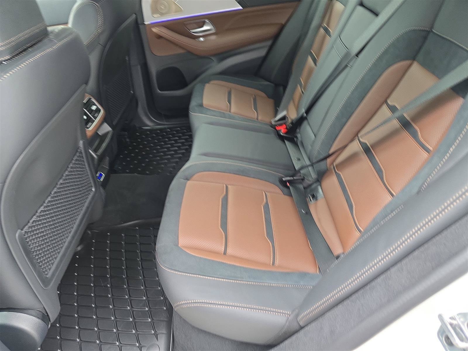 2025 Mercedes-Benz GLE AMG GLE 53 - Photo 18