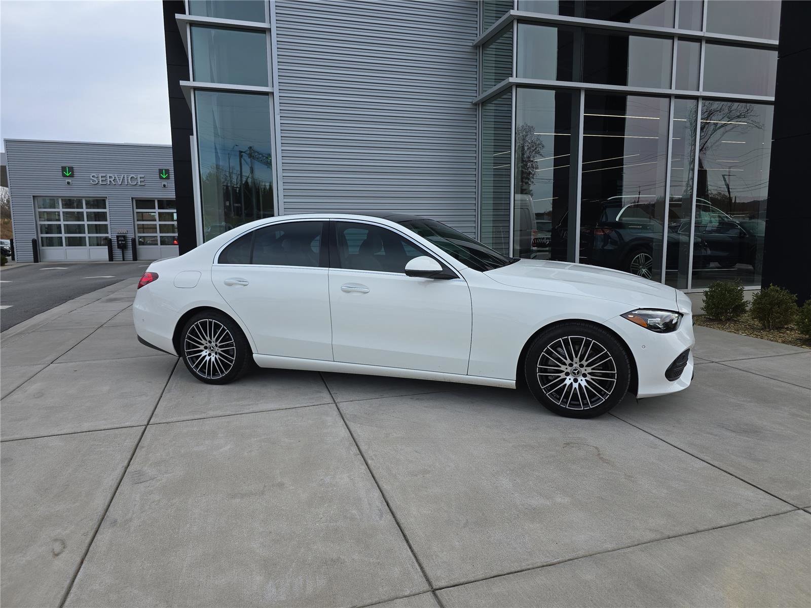 2022 Mercedes-Benz C-Class Sedan C 300