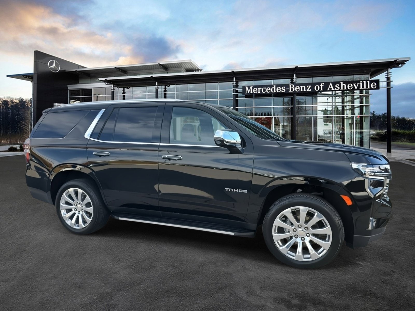 2024 Chevrolet Tahoe Premier's photo