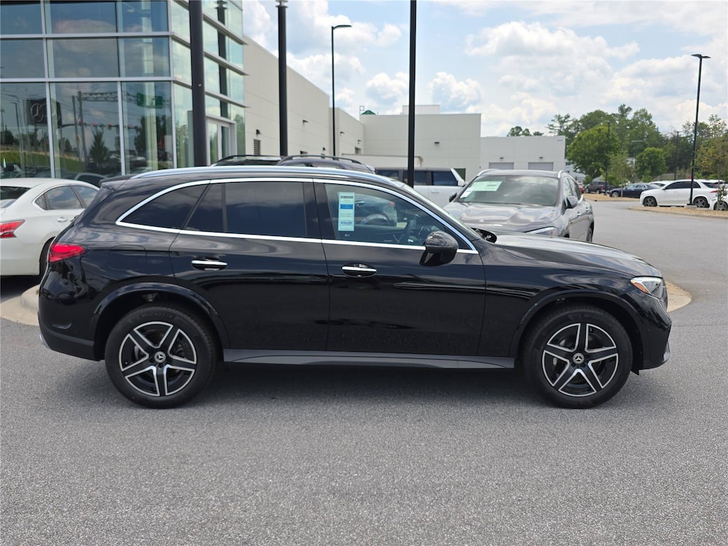 New 2026 Mercedes-Benz GLC 300 4MATIC SUV