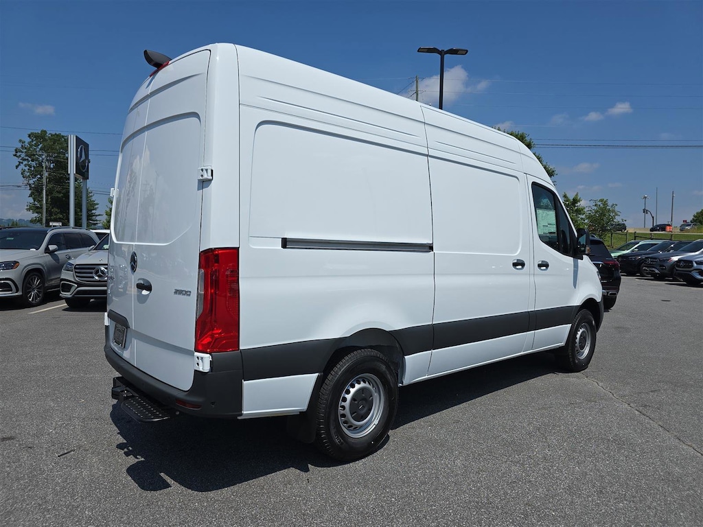 New 2025 Mercedes-Benz Sprinter 2500 Standard Roof 4-Cyl Diesel HO Van Cargo Van