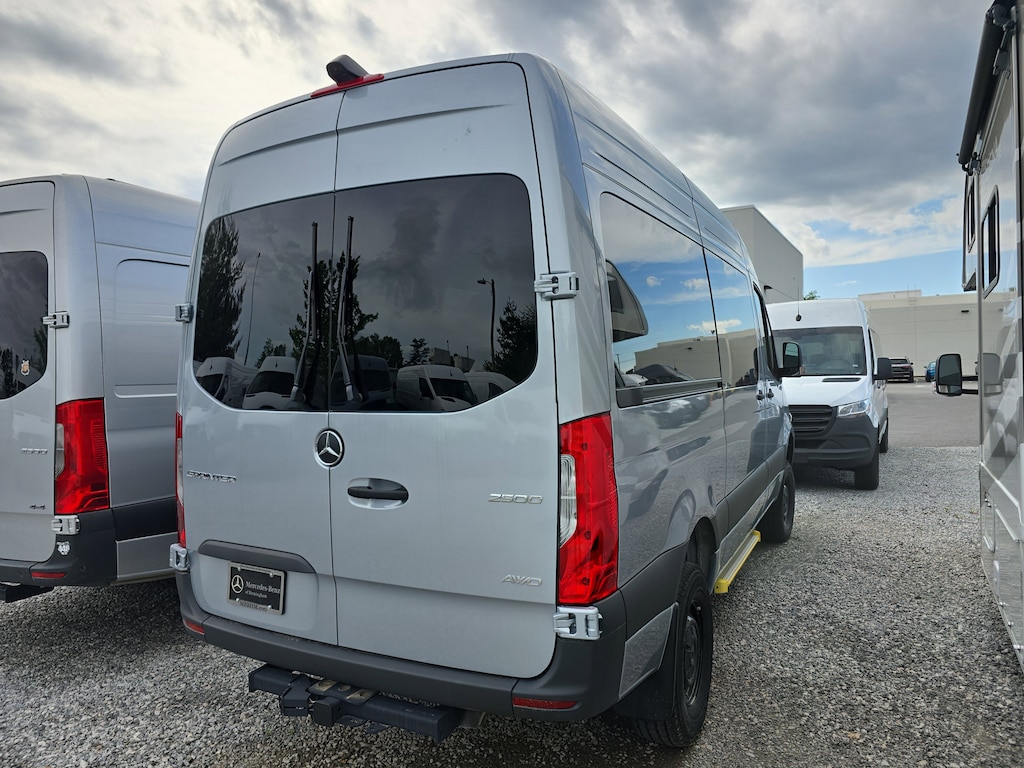 New 2025 Mercedes-Benz Sprinter 2500 Standard Roof 4-Cyl Diesel HO Van Passenger Van