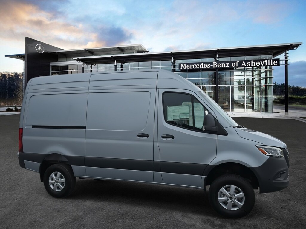 New 2025 Mercedes-Benz Sprinter 2500 Standard Roof 4-Cyl Diesel HO Van Cargo Van