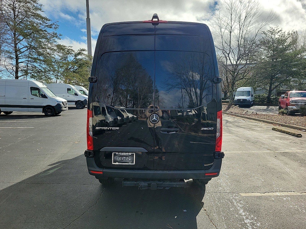 New 2025 Mercedes-Benz Sprinter 2500 Standard Roof 4-Cyl Diesel HO Van Cargo Van