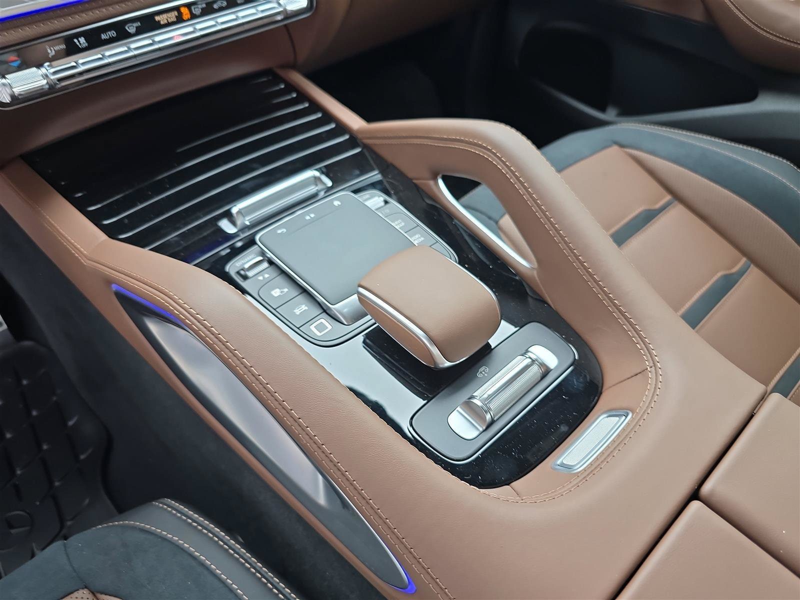 2025 Mercedes-Benz GLE AMG GLE 53 - Photo 33