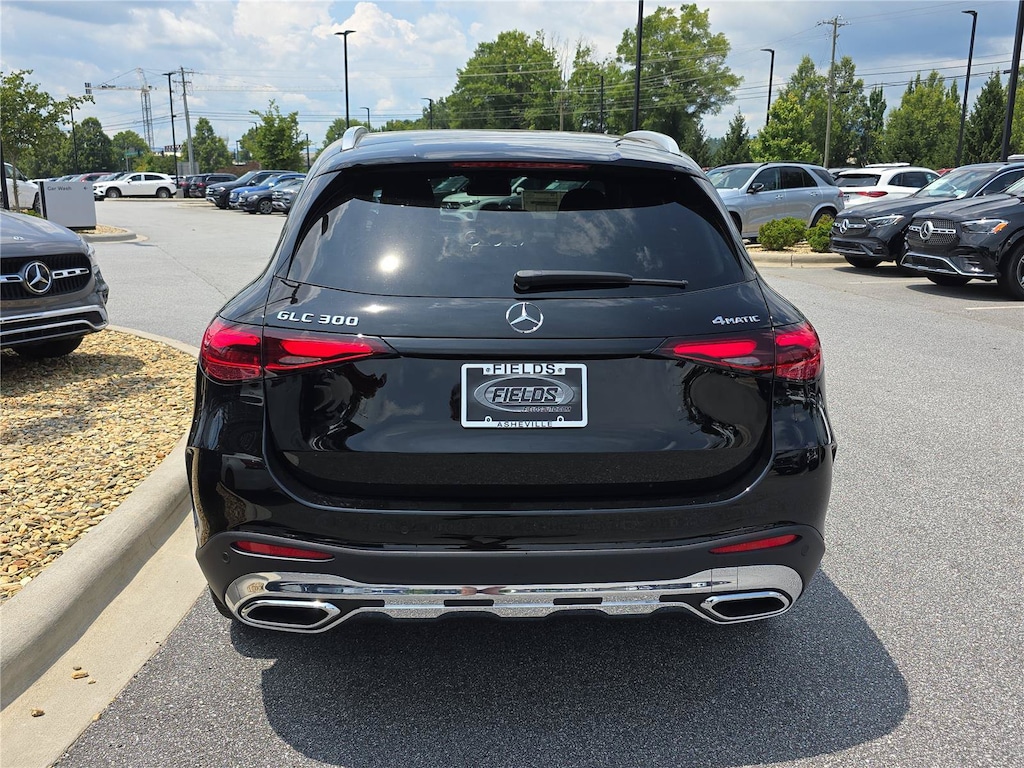 New 2026 Mercedes-Benz GLC 300 4MATIC SUV