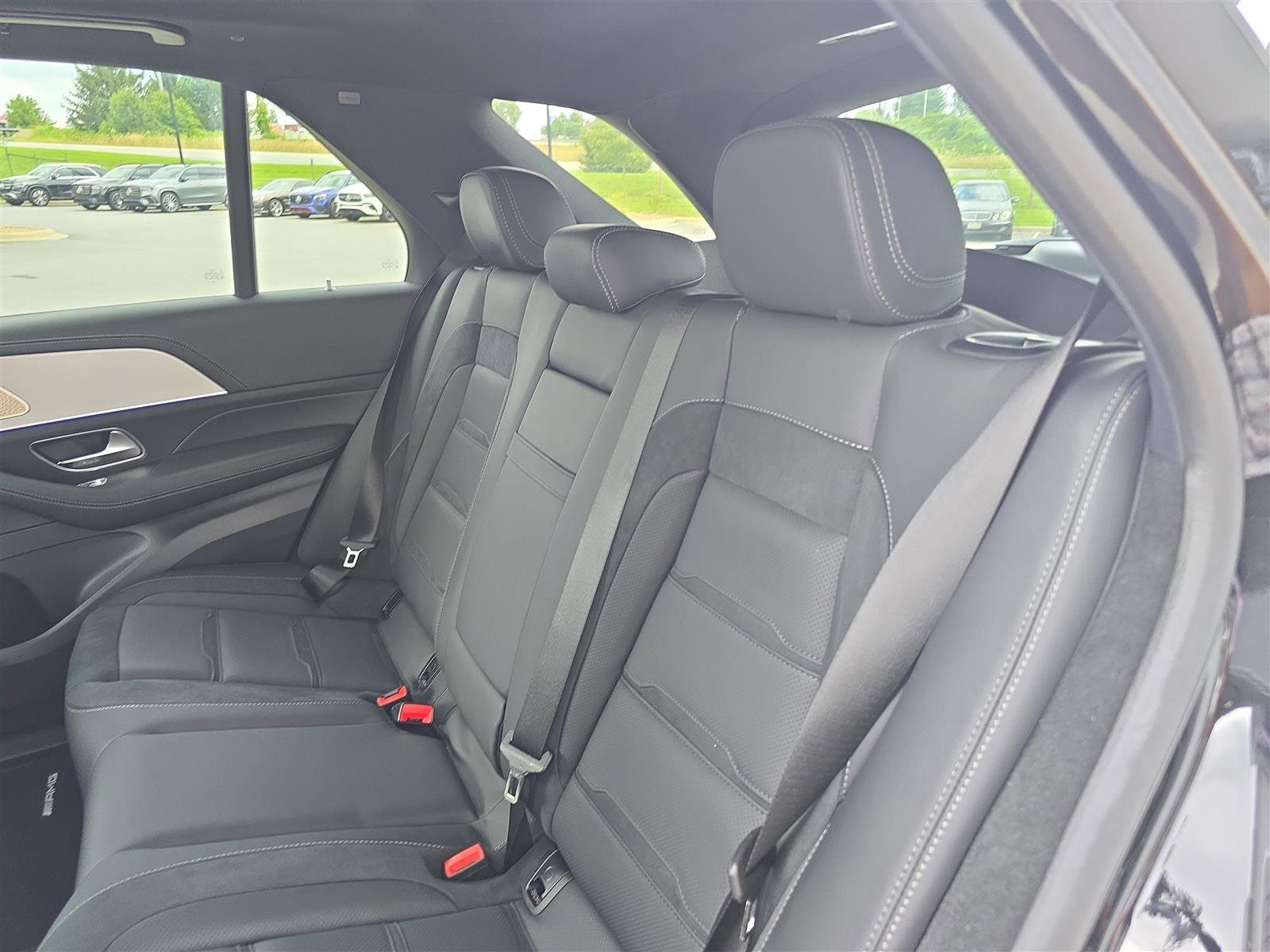 2025 Mercedes-Benz GLE AMG GLE 53 - Photo 16