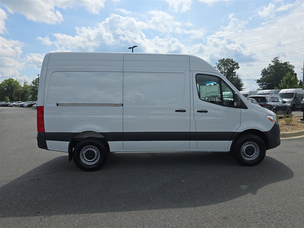 New 2025 Mercedes-Benz Sprinter 2500 Standard Roof 4-Cyl Diesel HO Van Cargo Van