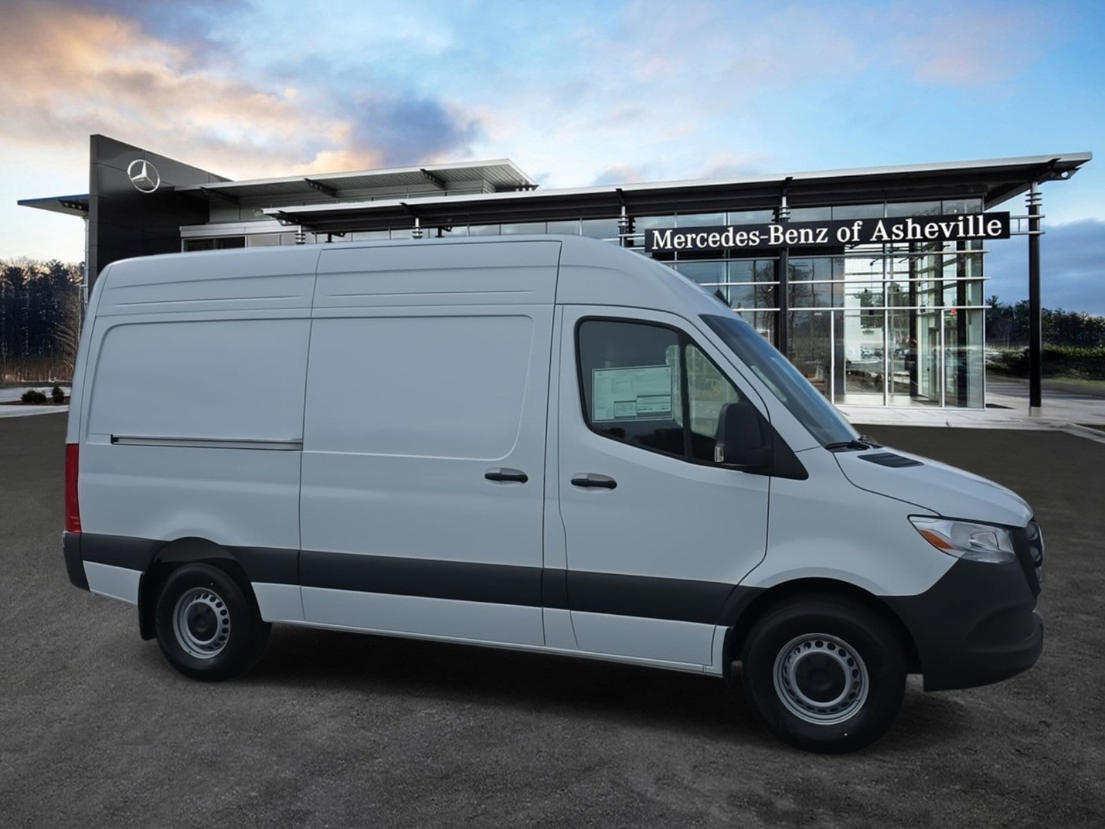 2025 Mercedes-Benz Sprinter Cargo Van Base's photo