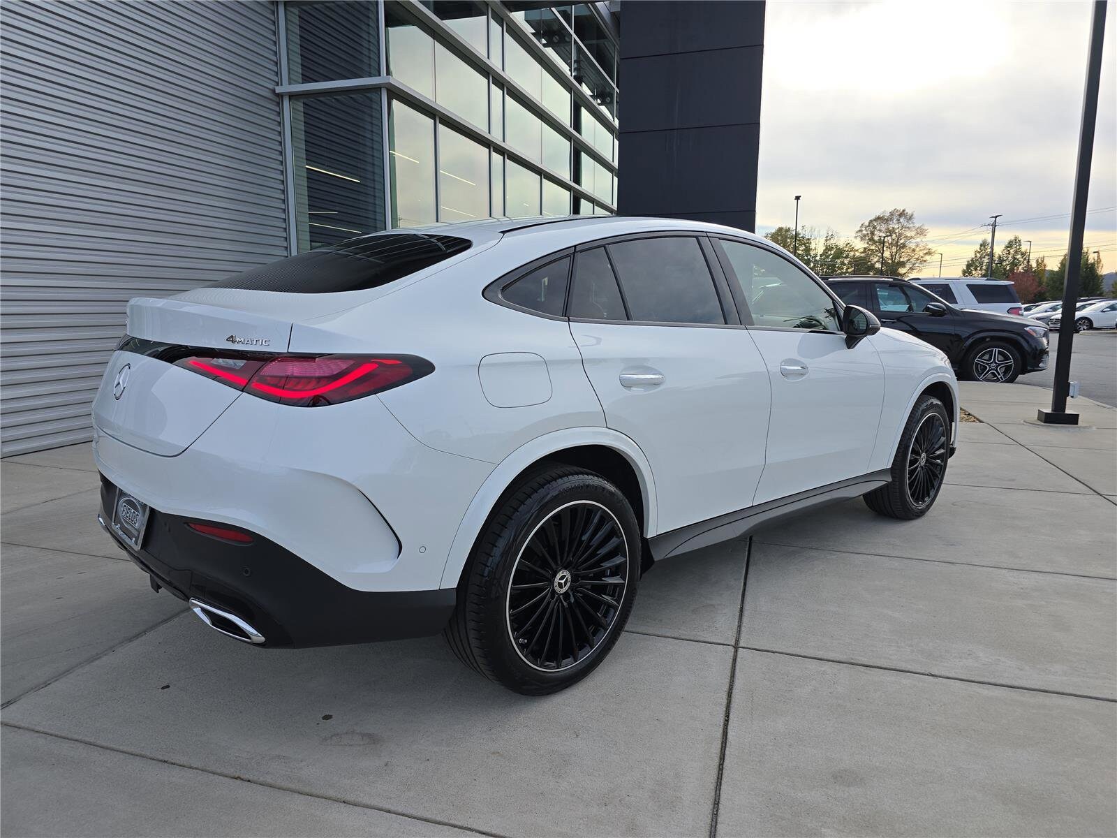 2024 Mercedes Benz GLC 300 4MATIC Coupe photo 3