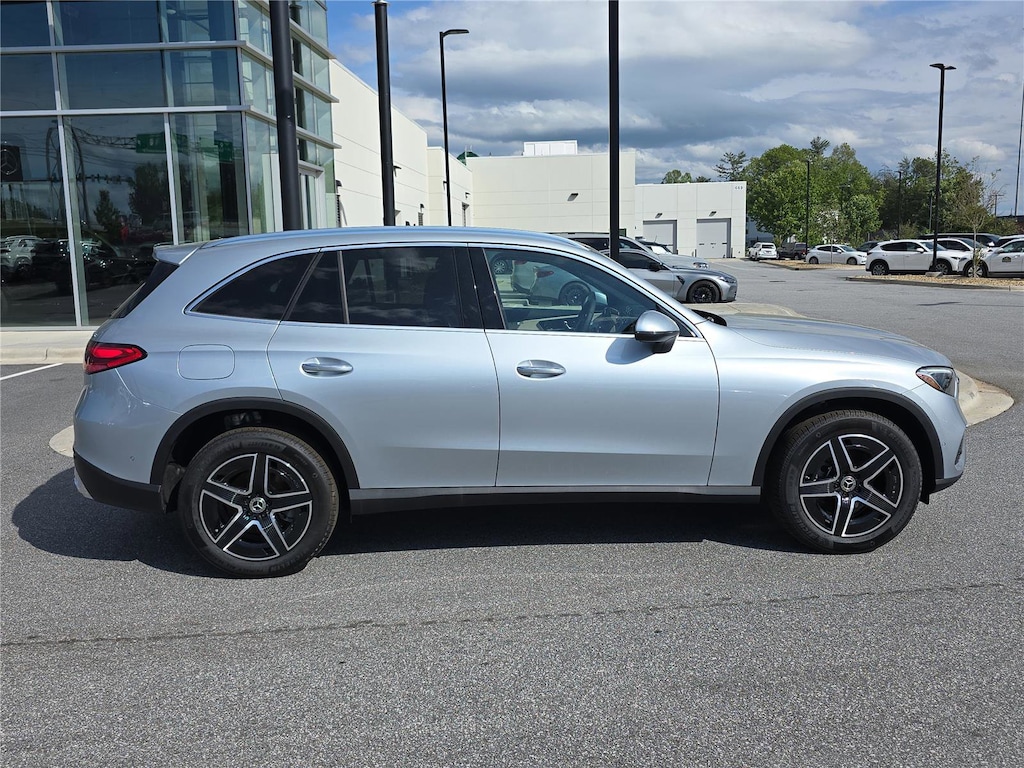 New 2026 Mercedes-Benz GLC 300 4MATIC SUV