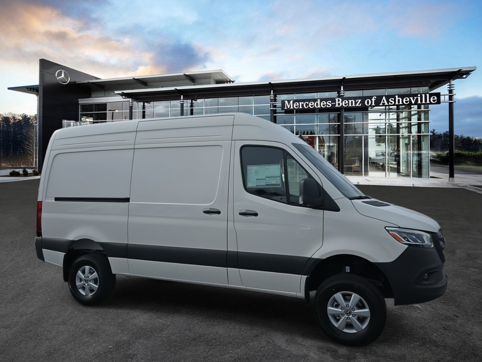 2026 Mercedes-Benz Sprinter 2500 144 WB HO AWD's photo