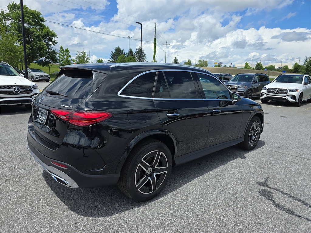 New 2026 Mercedes-Benz GLC 300 4MATIC SUV