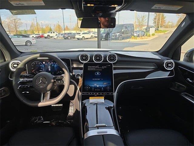 2025 Mercedes-Benz GLC Base - Photo 20