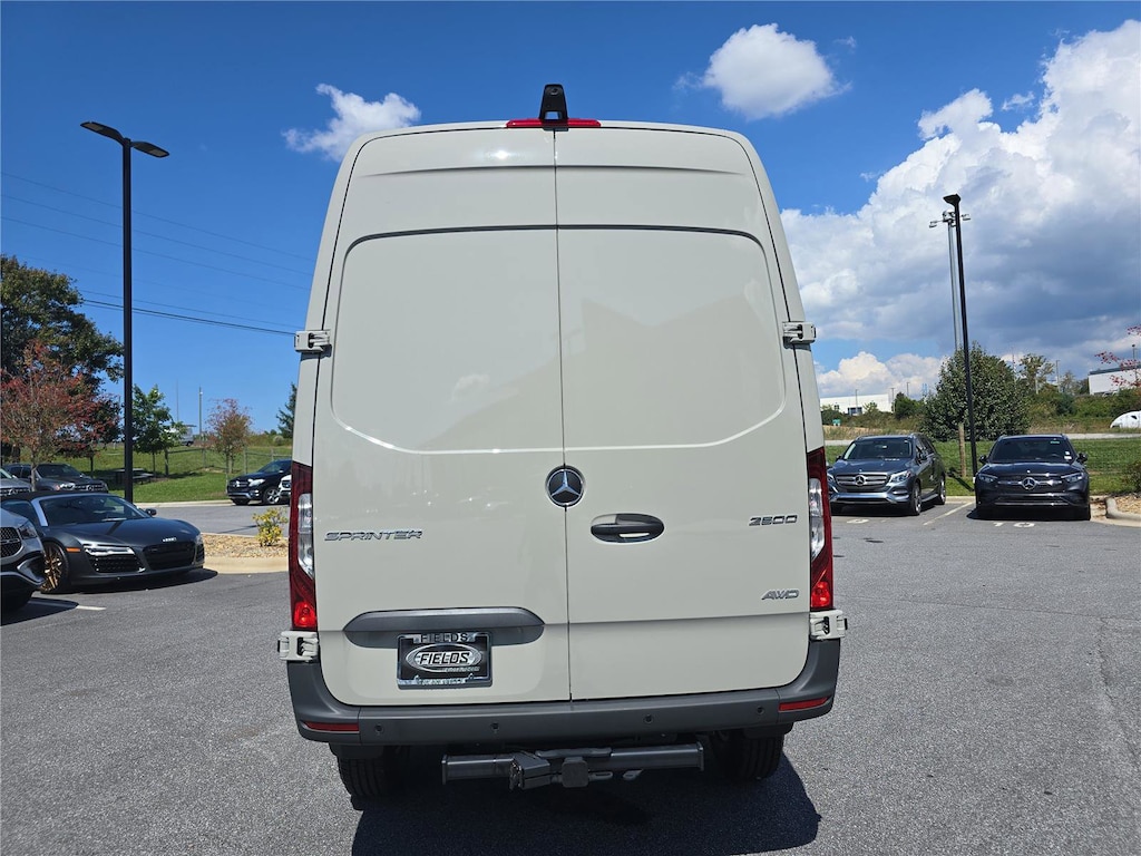 New 2025 Mercedes-Benz Sprinter 2500 Standard Roof 4-Cyl Diesel HO Van Cargo Van
