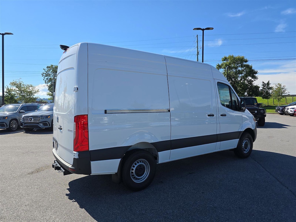New 2025 Mercedes-Benz Sprinter 2500 Standard Roof 4-Cyl Diesel HO Van Cargo Van