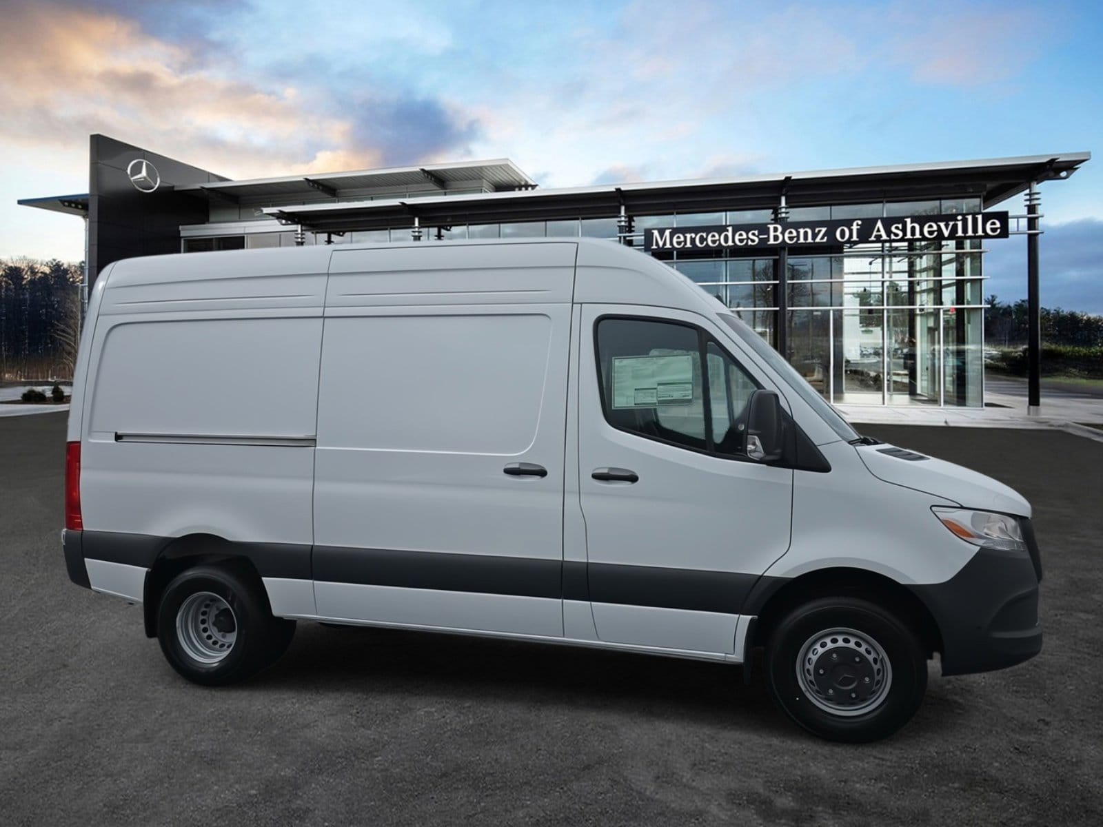 2026 Mercedes-Benz Sprinter's photo