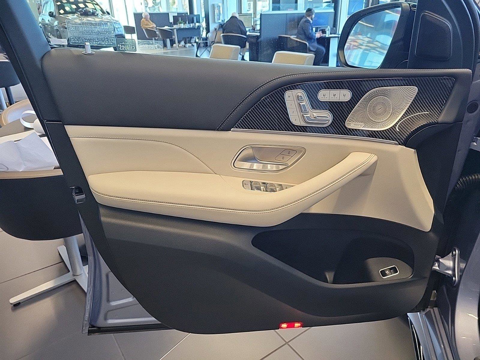 2025 Mercedes-Benz GLE Coupe GLE 63 S AMG - Photo 19