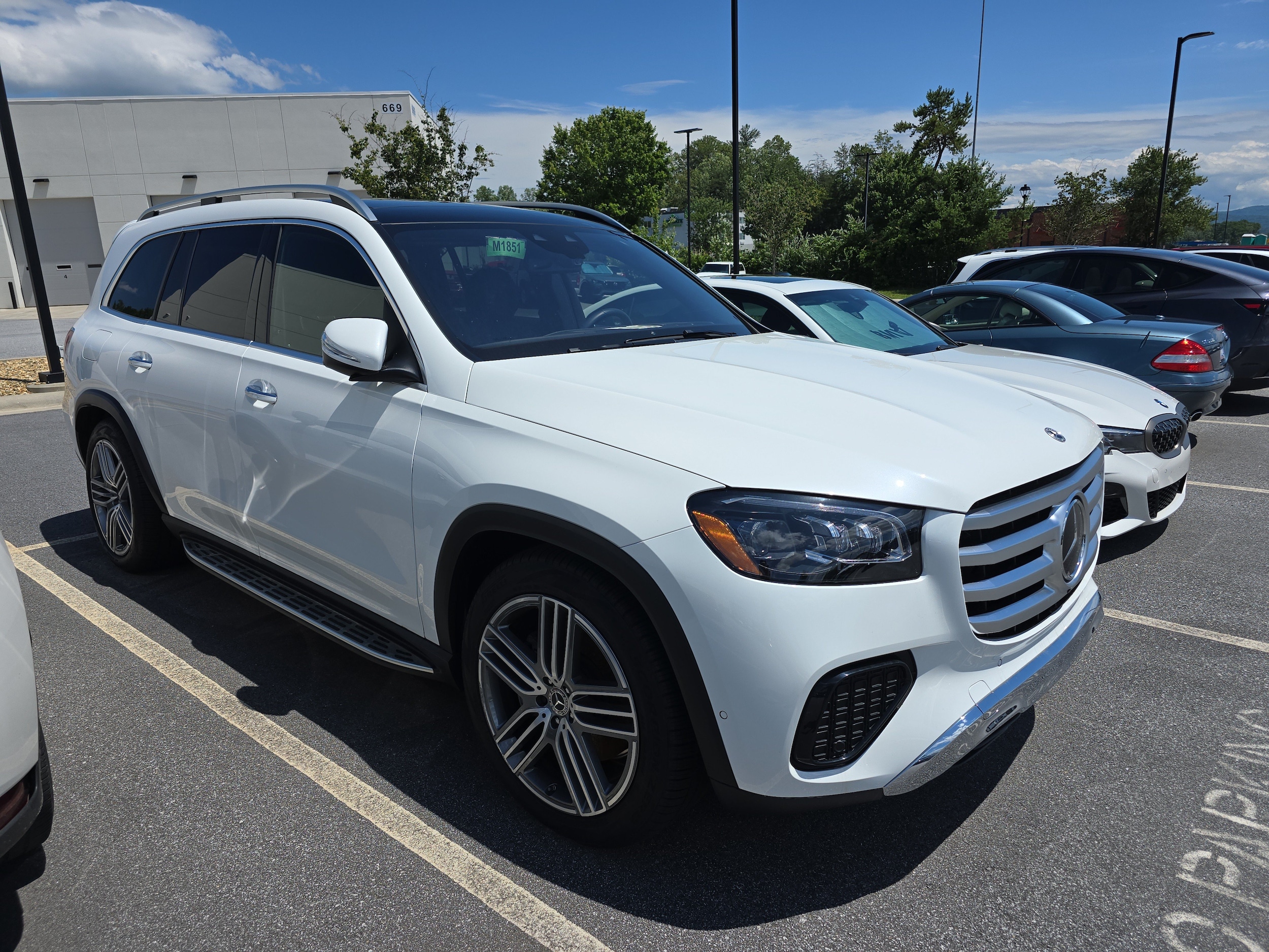 2026 Mercedes-Benz GLS Base