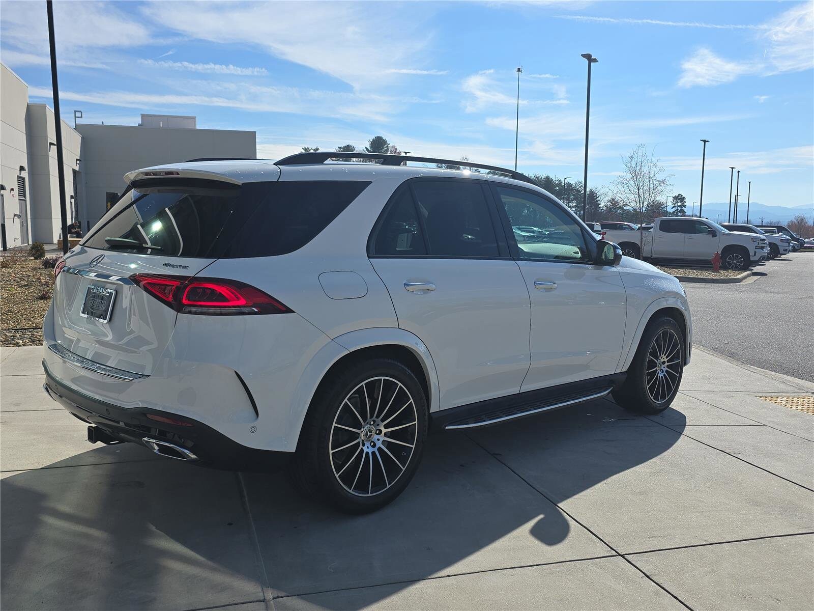 2023 Mercedes Benz GLE 350 4MATIC photo 3