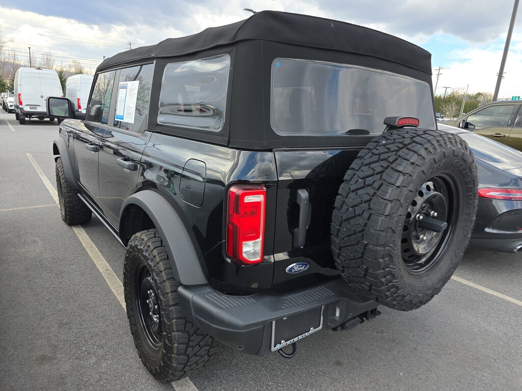 Used 2023 Ford Bronco Base 4x4